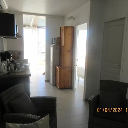 Idéal Touristes * Frontignan