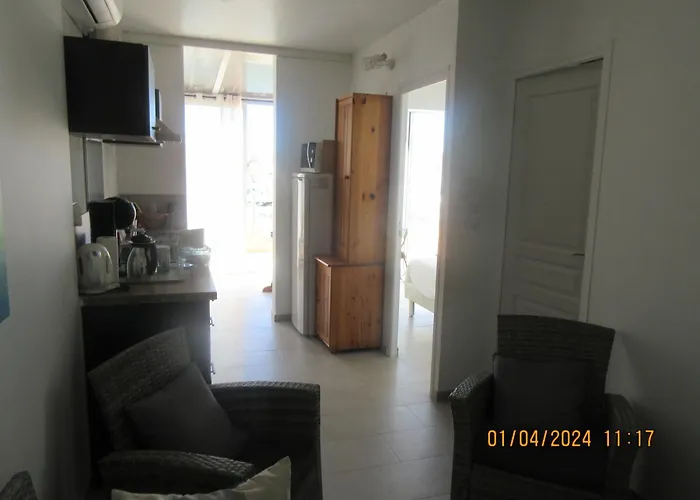 Idéal Touristes * Frontignan