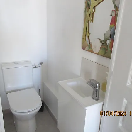 Ideal Touristes Apartment *