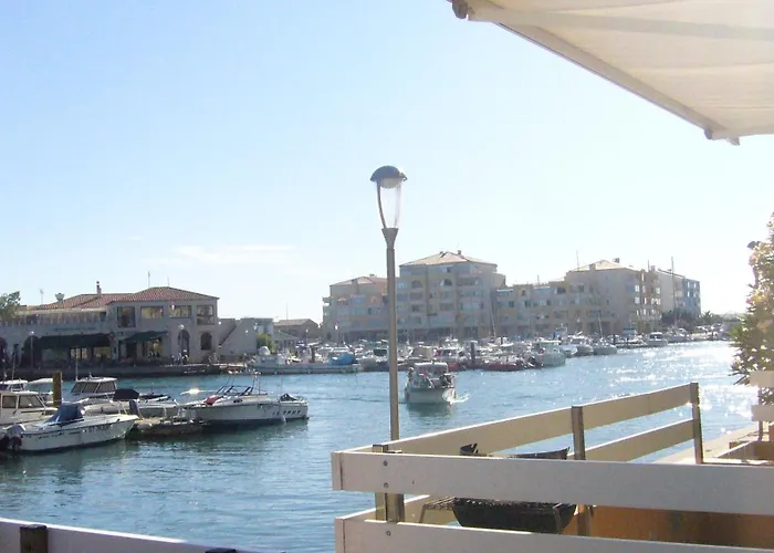 Ideal Touristes Апартаменты *