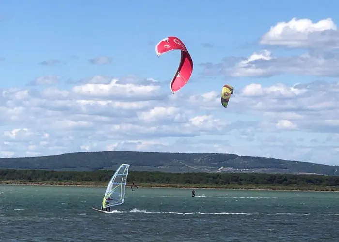 Апартаменты Ideal Touristes *